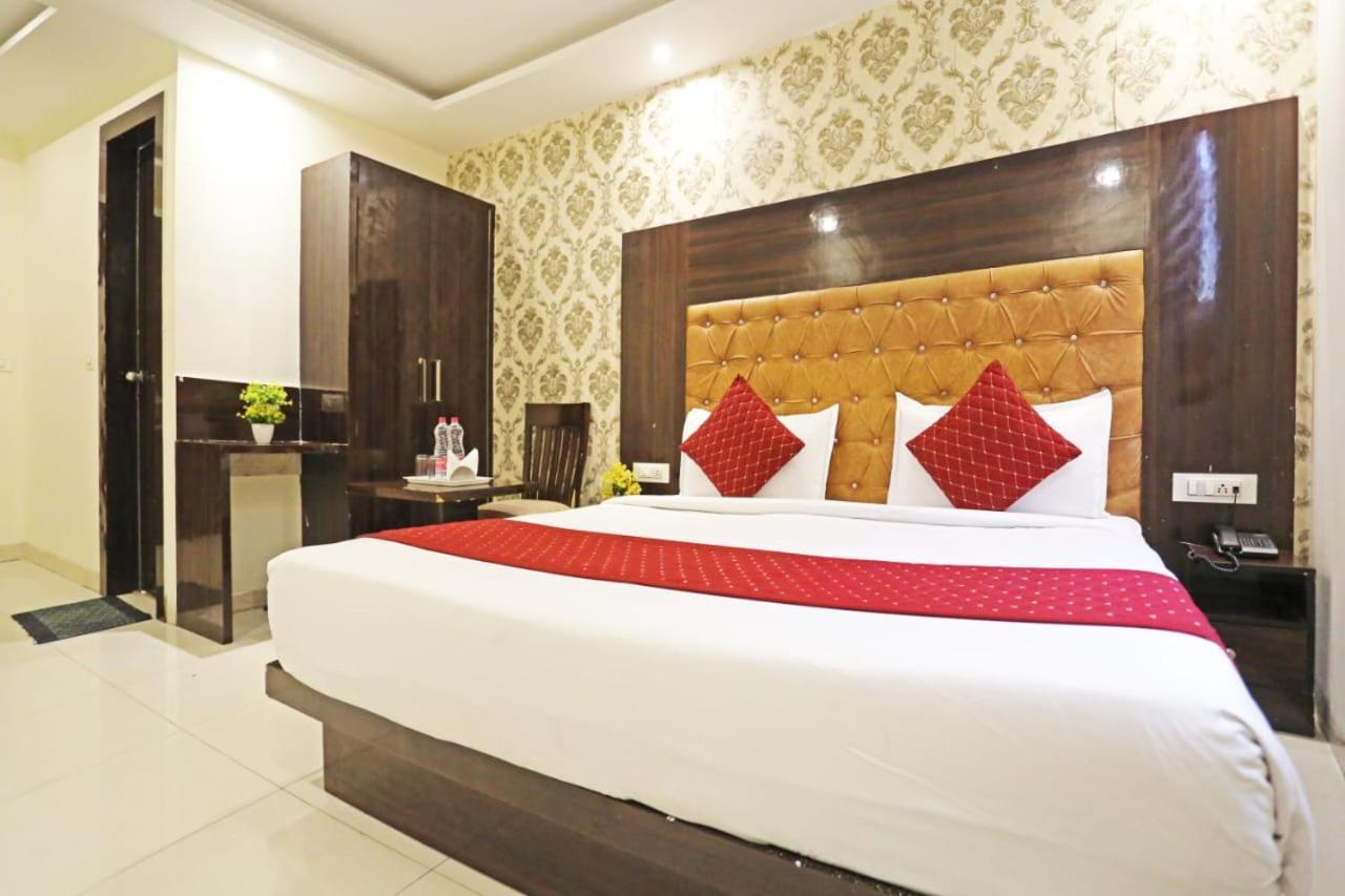 Hotel Vijaydeep Place Near Delhi Airport Yeni Delhi Dış mekan fotoğraf