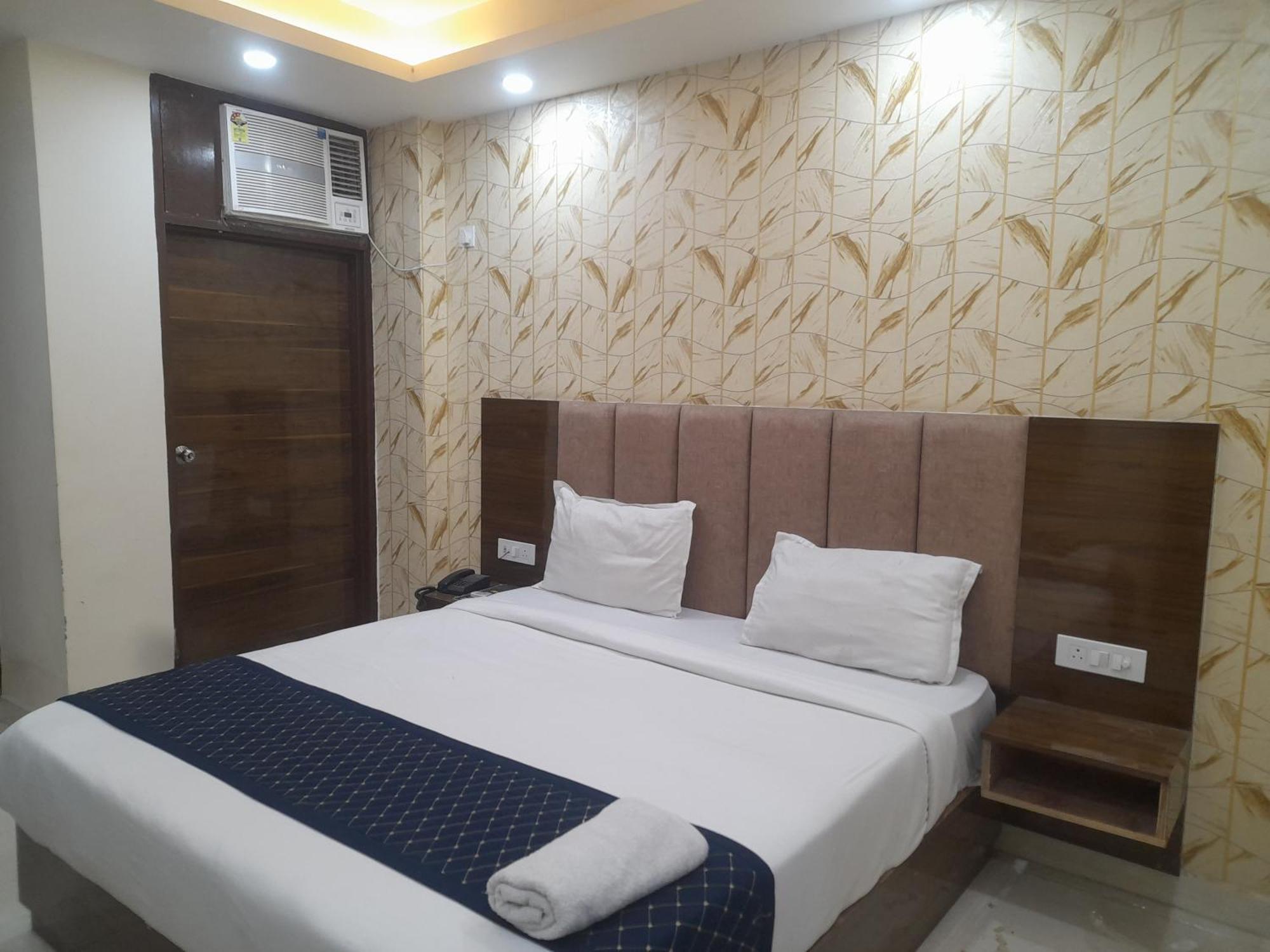 Hotel Vijaydeep Place Near Delhi Airport Yeni Delhi Dış mekan fotoğraf